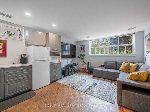 Photo 29 at 9 Love Crescent, Danforth, Toronto