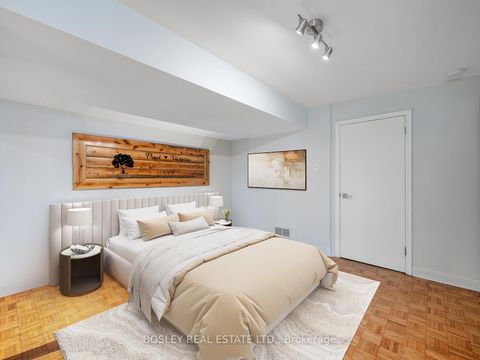 Photo 34 at 9 Love Crescent, Danforth, Toronto