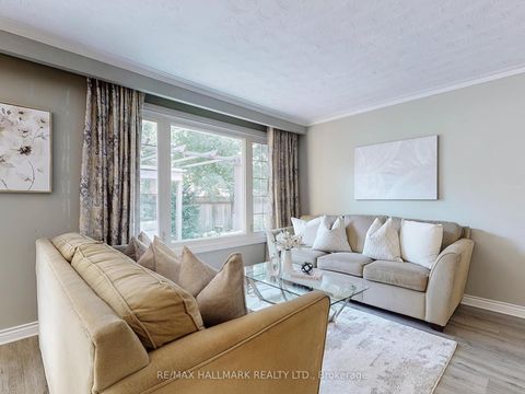 Photo 6 at 55 Albacore Crescent, Woburn, Toronto