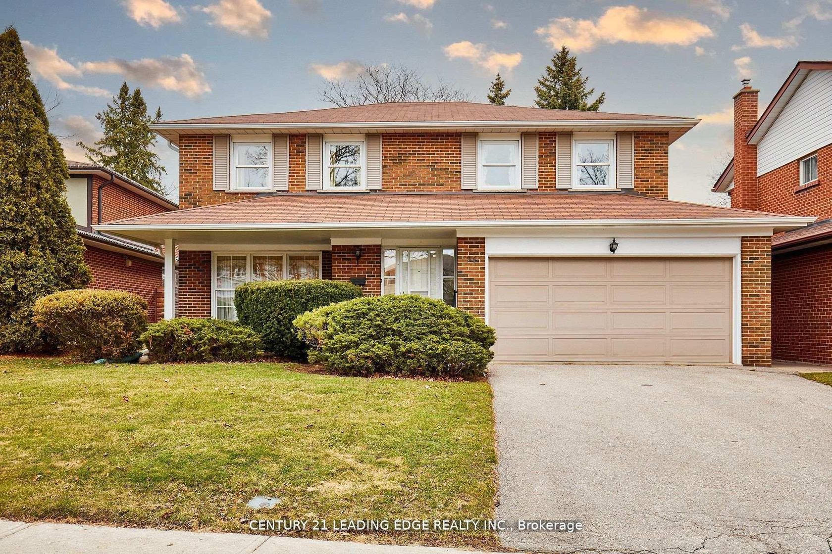 24 Dunmurray Boulevard, Sullivan, Toronto 2