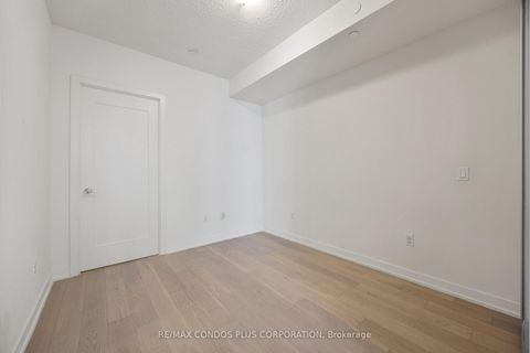 Photo 15 at 518 - 330 Richmond Street W, Waterfront Communities C1, Toronto