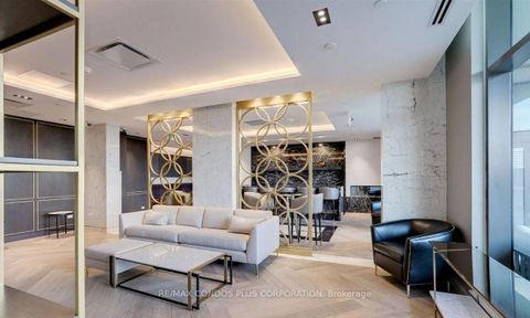 Photo 30 at 518 - 330 Richmond Street W, Waterfront Communities C1, Toronto
