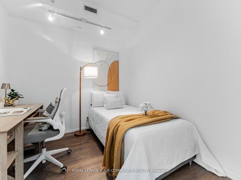 Photo 3 at 1604 - 125 Peter Street, Waterfront Communities C1, Toronto