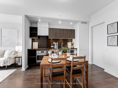 Photo 7 at 1604 - 125 Peter Street, Waterfront Communities C1, Toronto
