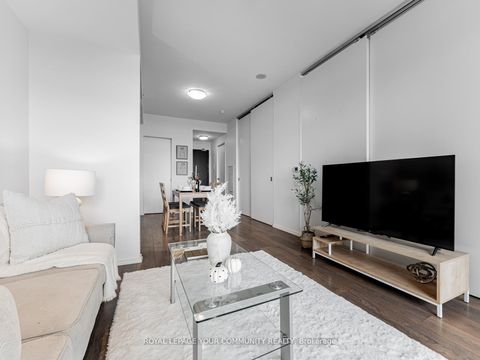 Photo 16 at 1604 - 125 Peter Street, Waterfront Communities C1, Toronto