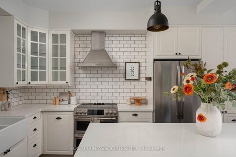 Photo 17 at 148 Scarboro Crescent, Cliffcrest, Toronto