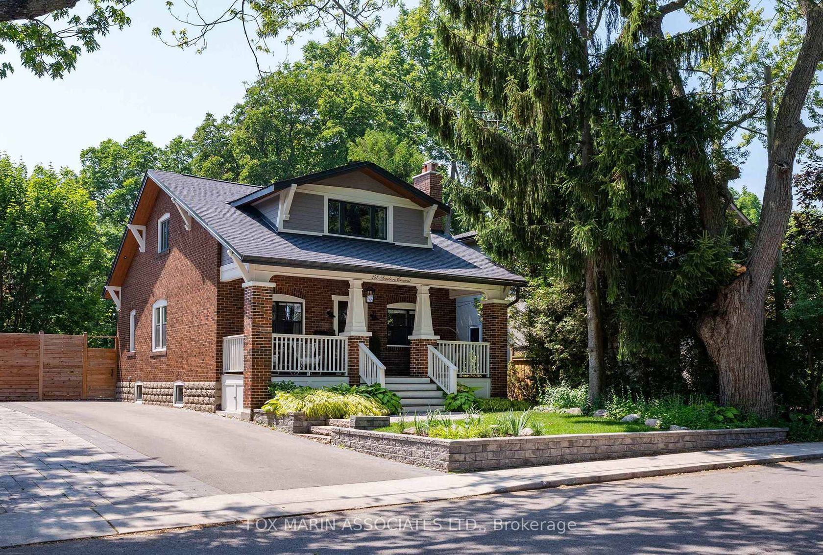 148 Scarboro Crescent, Cliffcrest, Toronto by Loree Meneguzzi Real Estate 148 Scarboro Crescent, Cliffcrest, Toronto