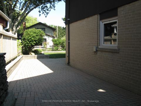 Photo 2 at 12 Ladysbridge Drive, Morningside, Toronto