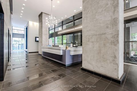 Photo 1 at 801 - 281 Mutual Street, Yonge Corridor, Toronto Photo 1 at 801 - 281 Mutual Street, Yonge Corridor, Toronto