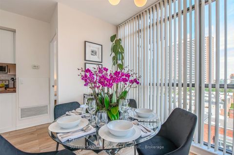 Photo 14 at 801 - 281 Mutual Street, Yonge Corridor, Toronto Photo 14 at 801 - 281 Mutual Street, Yonge Corridor, Toronto