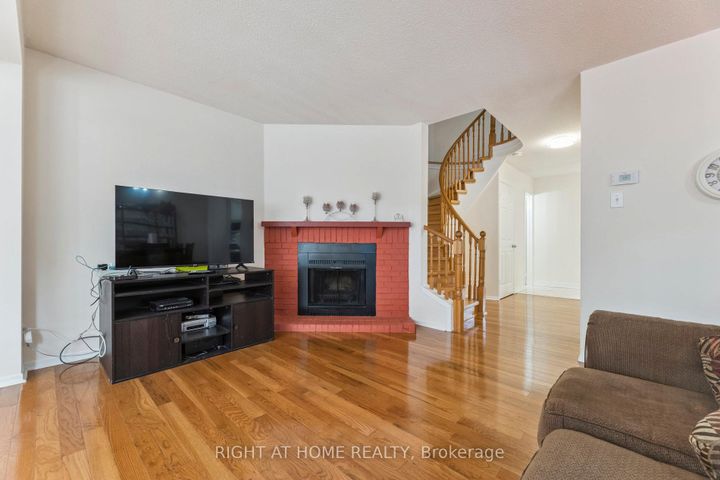 Photo 9 at 1518 Woodruff Crescent, Amberlea, Pickering