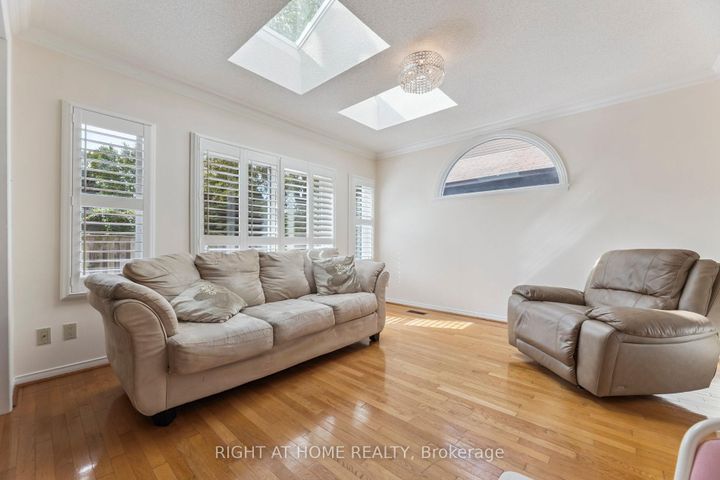 Photo 11 at 1518 Woodruff Crescent, Amberlea, Pickering