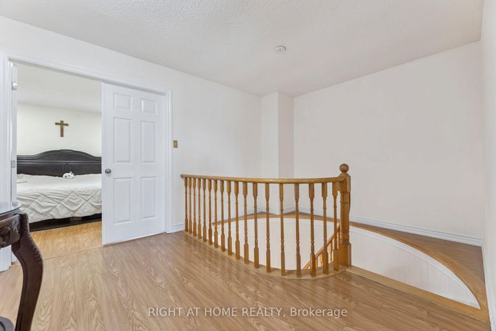 Photo 20 at 1518 Woodruff Crescent, Amberlea, Pickering