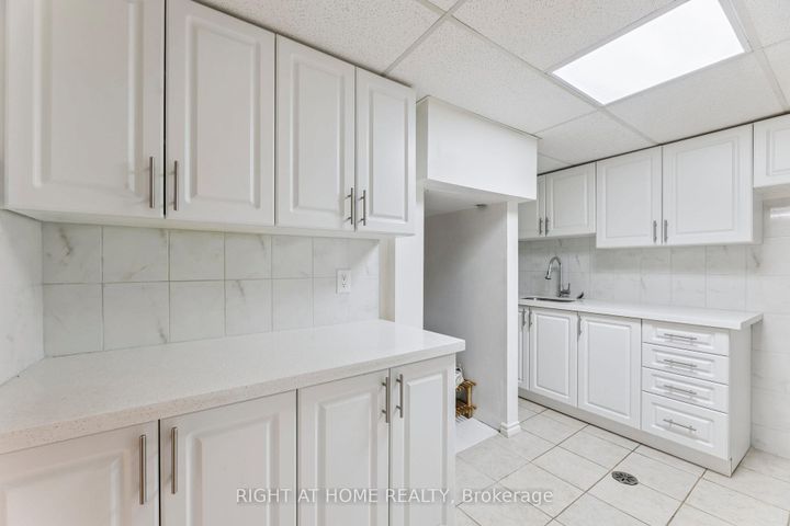 Photo 34 at 1518 Woodruff Crescent, Amberlea, Pickering