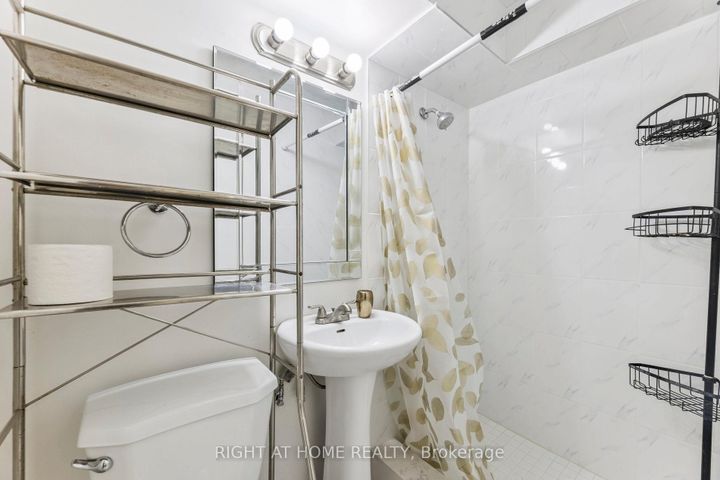 Photo 38 at 1518 Woodruff Crescent, Amberlea, Pickering