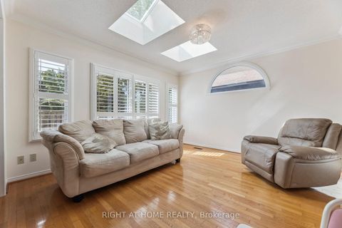 Photo 11 at 1518 Woodruff Crescent, Amberlea, Pickering