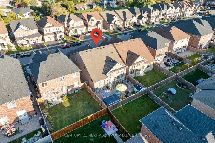 Photo 47 at 90 Gibson Circle, Bradford, Bradford West Gwillimbury