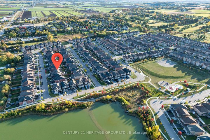 Photo 48 at 90 Gibson Circle, Bradford, Bradford West Gwillimbury