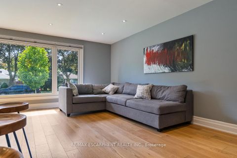 Photo 5 at 4 Thorpe Road, Richview, Toronto