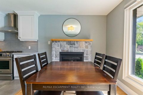 Photo 8 at 4 Thorpe Road, Richview, Toronto