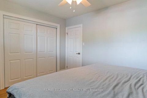 Photo 17 at 4 Thorpe Road, Richview, Toronto