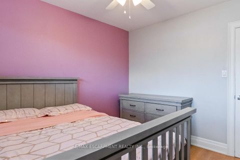 Photo 19 at 4 Thorpe Road, Richview, Toronto