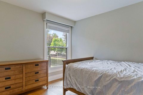 Photo 21 at 4 Thorpe Road, Richview, Toronto