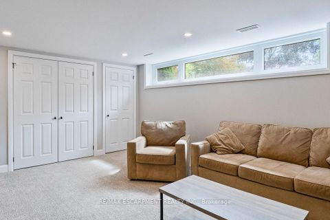 Photo 34 at 4 Thorpe Road, Richview, Toronto