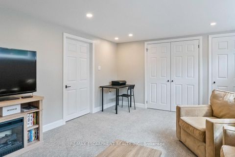 Photo 35 at 4 Thorpe Road, Richview, Toronto