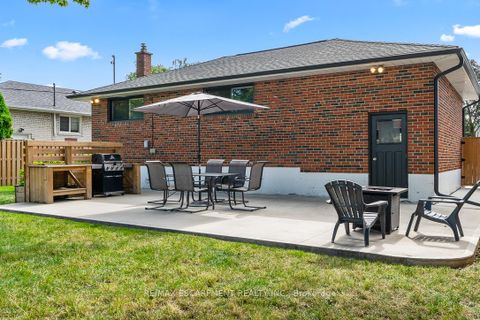 Photo 42 at 4 Thorpe Road, Richview, Toronto