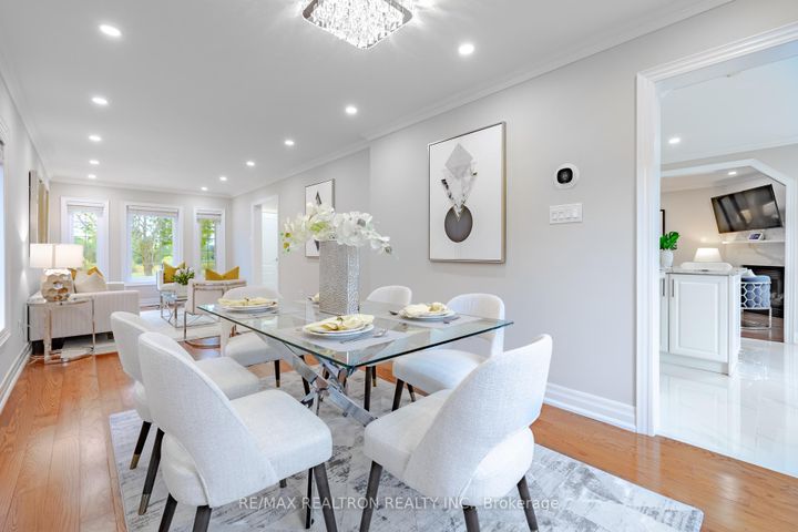 Photo 11 at 28 Marydale Avenue, Middlefield, Markham