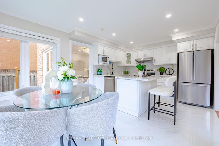 Photo 12 at 28 Marydale Avenue, Middlefield, Markham