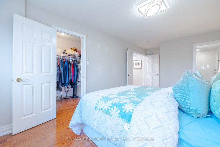 Photo 29 at 28 Marydale Avenue, Middlefield, Markham