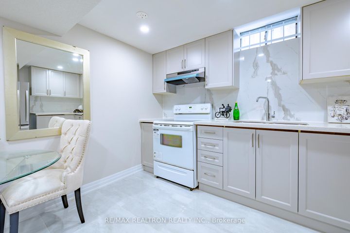 Photo 40 at 28 Marydale Avenue, Middlefield, Markham
