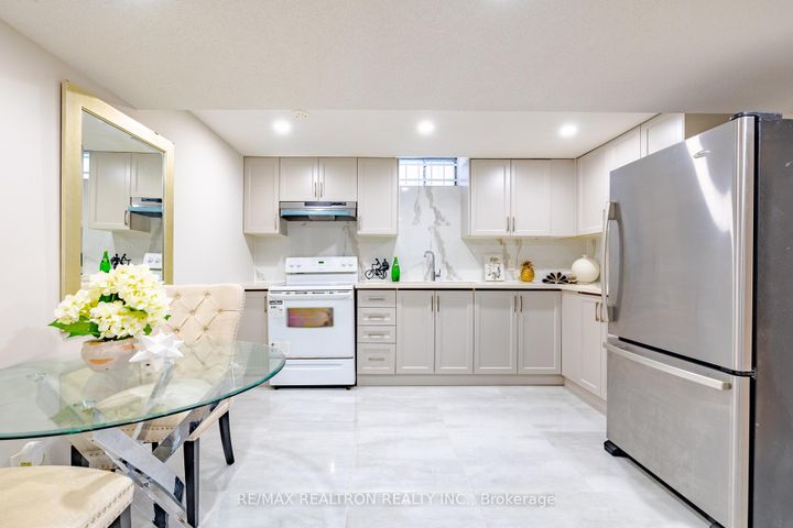 Photo 41 at 28 Marydale Avenue, Middlefield, Markham