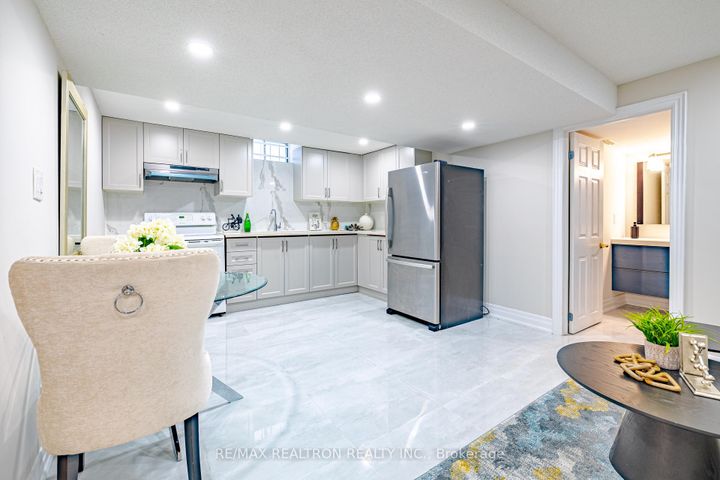 Photo 42 at 28 Marydale Avenue, Middlefield, Markham