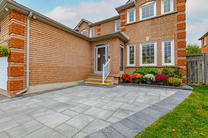 Photo 45 at 28 Marydale Avenue, Middlefield, Markham
