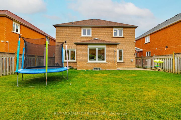 Photo 46 at 28 Marydale Avenue, Middlefield, Markham