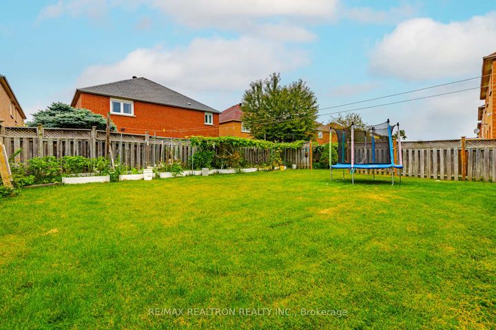 Photo 47 at 28 Marydale Avenue, Middlefield, Markham