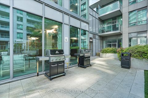 Photo 13 at 3702 - 19 Grand Trunk Crescent, Waterfront Communities C1, Toronto