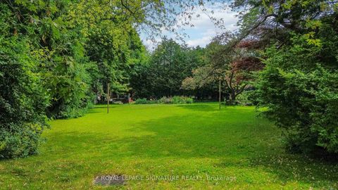 Photo 7 at 2R Pine Ridge Drive, Cliffcrest, Toronto