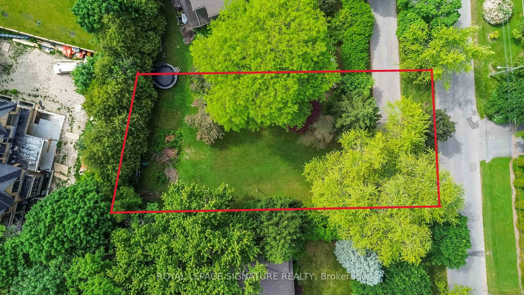 Photo 5 at 2R Pine Ridge Drive, Cliffcrest, Toronto Photo 5 at 2R Pine Ridge Drive, Cliffcrest, Toronto