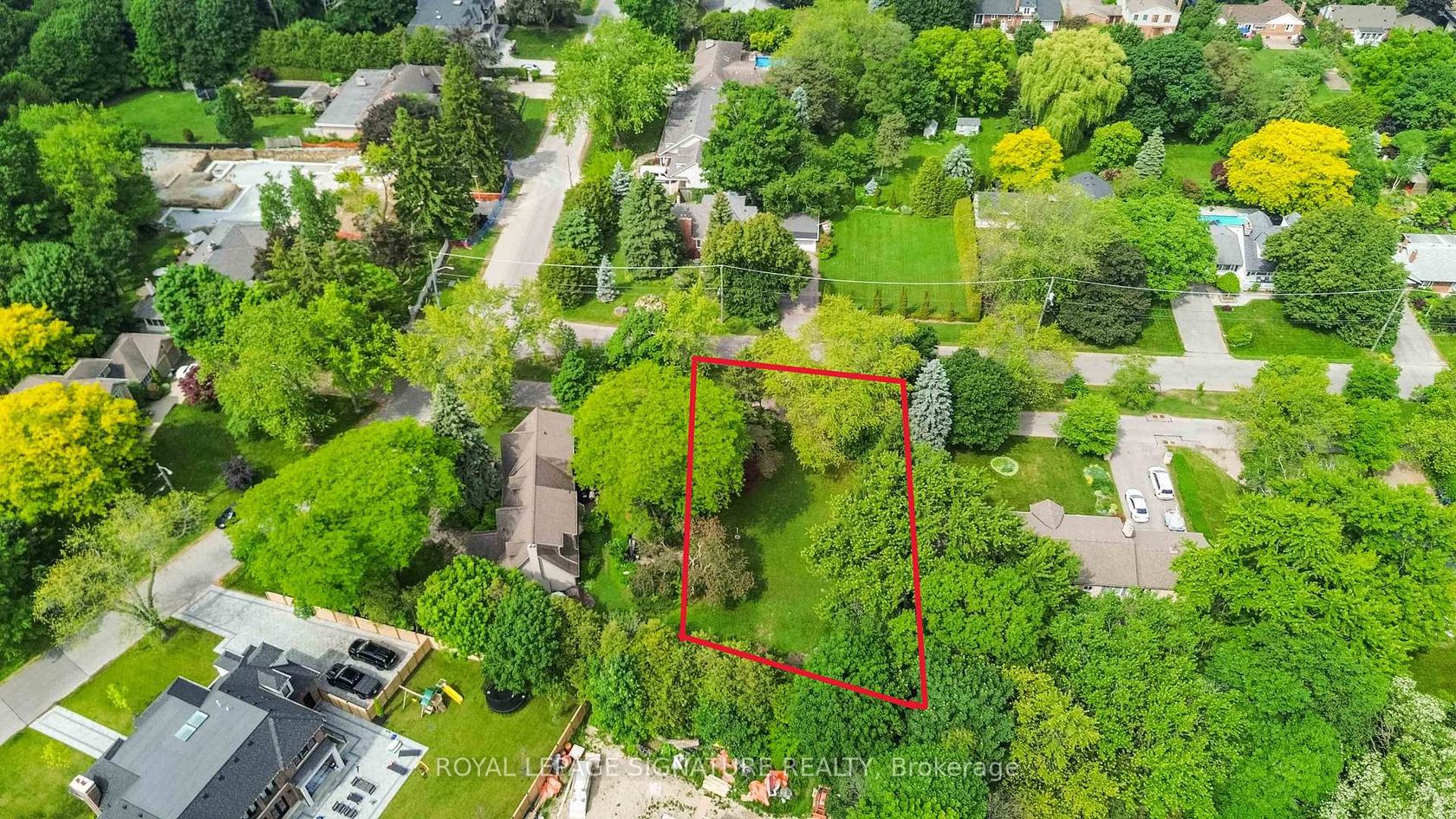 Photo 6 at 2R Pine Ridge Drive, Cliffcrest, Toronto Photo 6 at 2R Pine Ridge Drive, Cliffcrest, Toronto