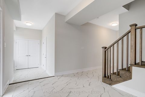 Photo 7 at 2717 WestOak Trails Boulevard, WM Westmount, Oakville