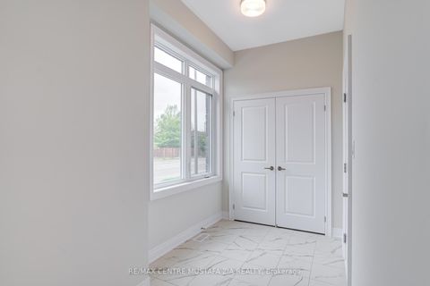 Photo 8 at 2717 WestOak Trails Boulevard, WM Westmount, Oakville