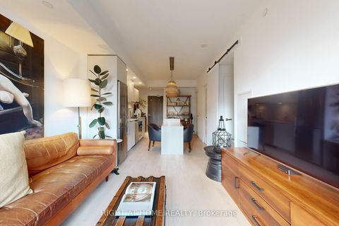 Photo 5 at 401 - 12 Bonnycastle Street, Waterfront Communities C8, Toronto