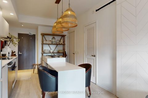 Photo 8 at 401 - 12 Bonnycastle Street, Waterfront Communities C8, Toronto