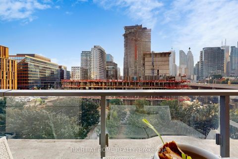 Photo 16 at 401 - 12 Bonnycastle Street, Waterfront Communities C8, Toronto