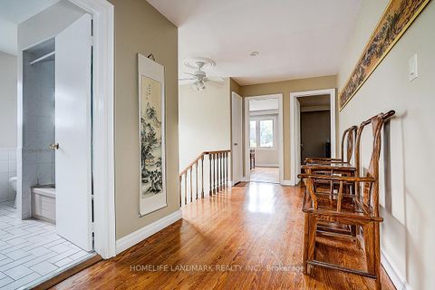 Photo 18 at 19 Stubbs Drive, Windfields, Toronto