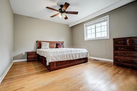 Photo 24 at 19 Stubbs Drive, Windfields, Toronto